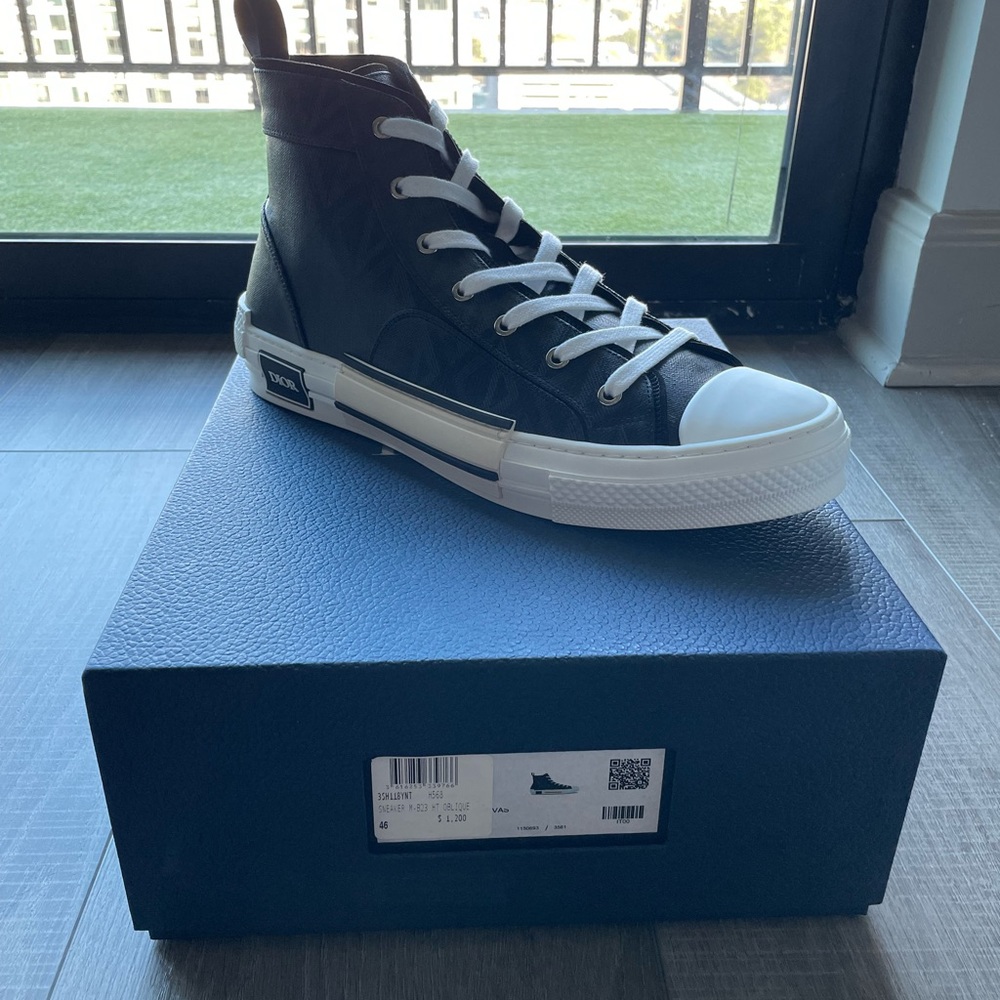 Brand New Dior Sneakers - Picture 7 of 12
